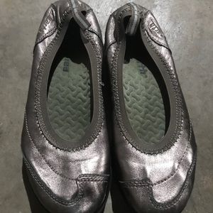 Leather Earth Shoes Size 6.5